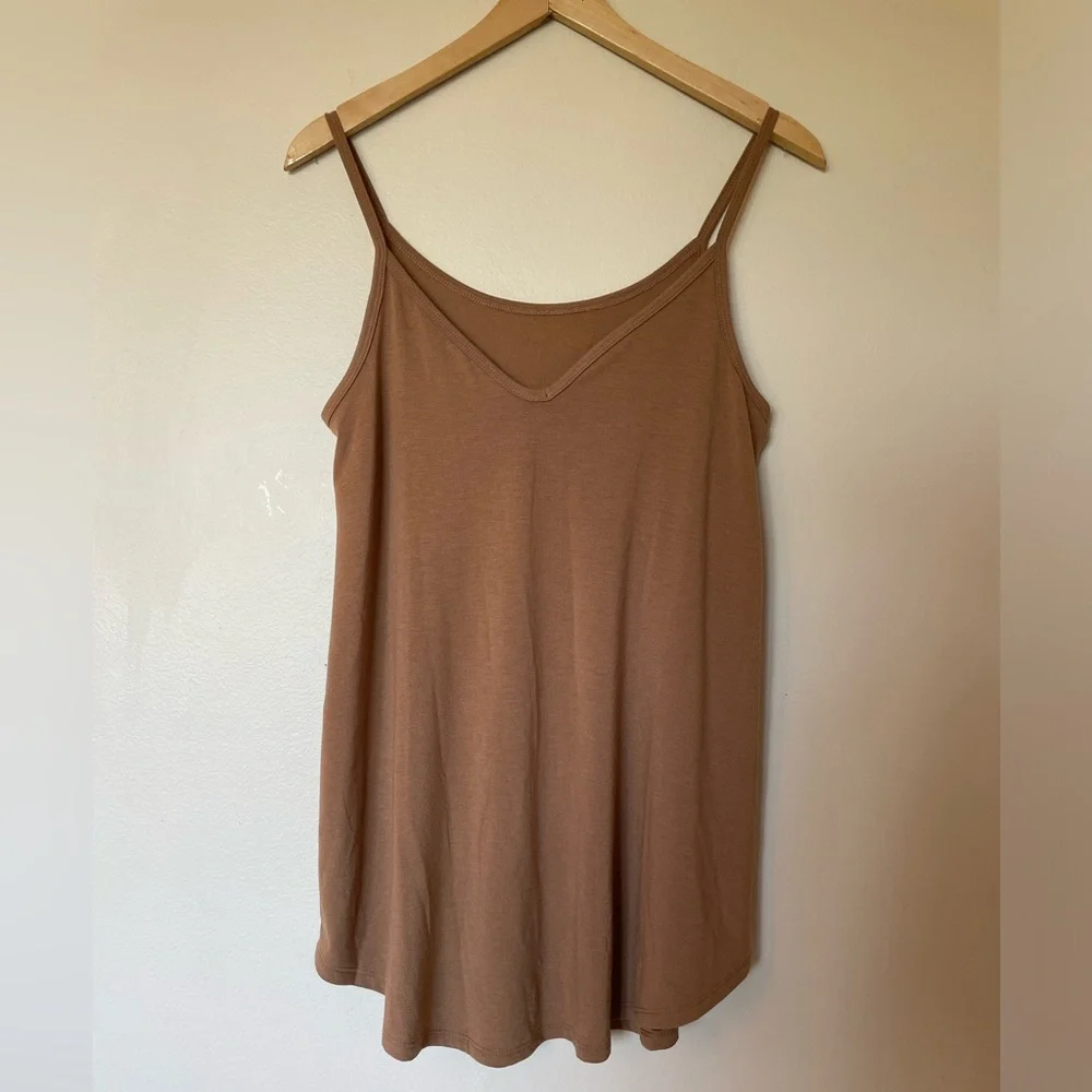 NWT Zenana Brown Reversible Spaghetti Strap Stretchy Flowy Cami Tank - Picture 2 of 8